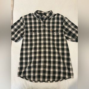 Carhartt Plaid Short Sleeve Button Up in Men’s Medium